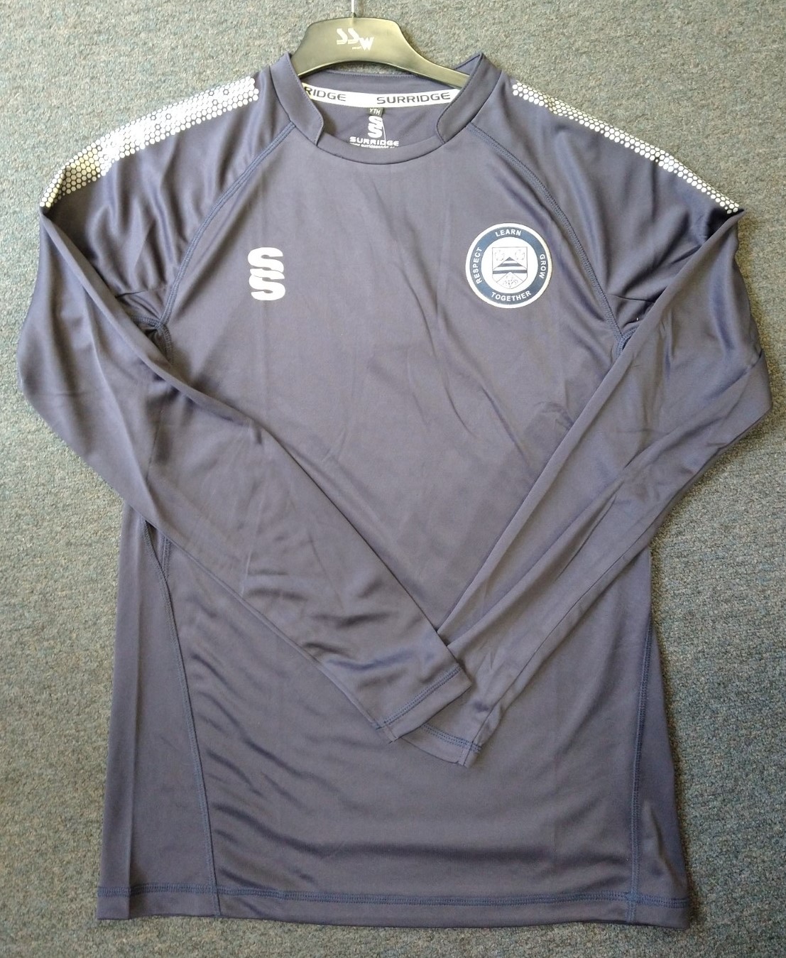 pe boys long sleeve top